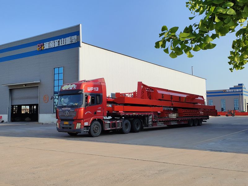 電動葫蘆門式起重機 2臺 MHxh10t—25m 外懸5/5m MHxh5t—23m 外懸4.5/4.5m 制作完成，發(fā)往青海交付客戶使用